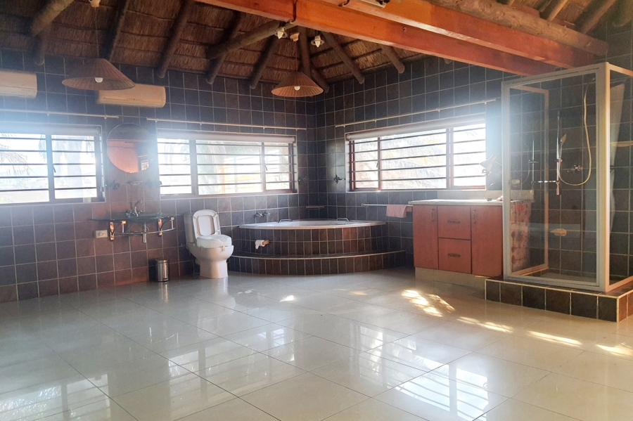 3 Bedroom Property for Sale in Menkenkop Western Cape